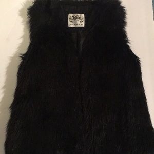 Girl’s fur vest
